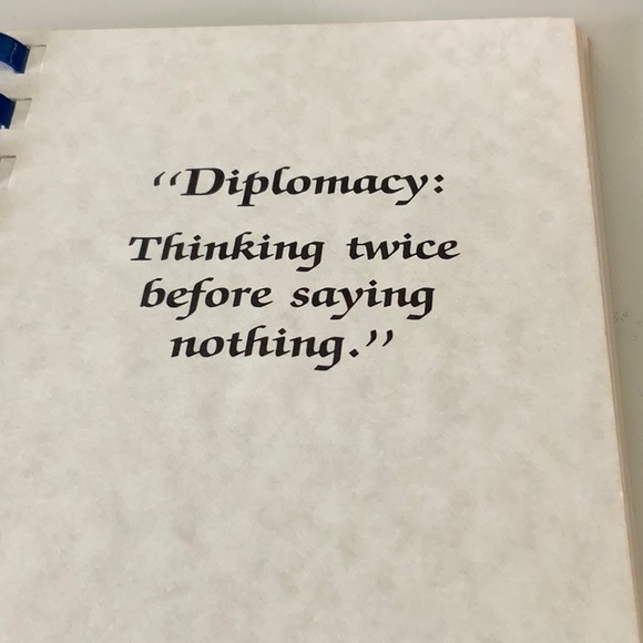 Small Humorous Quotes Book - Picture 4 of 4